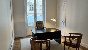 bureau 69cd040bb73ff467681620.jpg