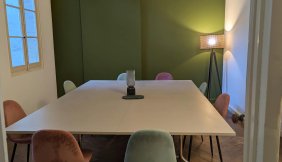 Salle de reunion 6ad5e7e5cfb37376945349.jpg