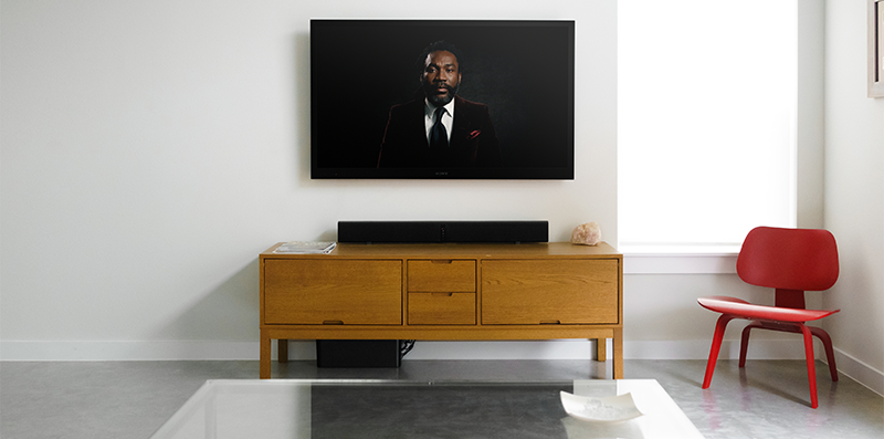 602824 TV hanging on white wall 694436031ef3e3.50681608.png