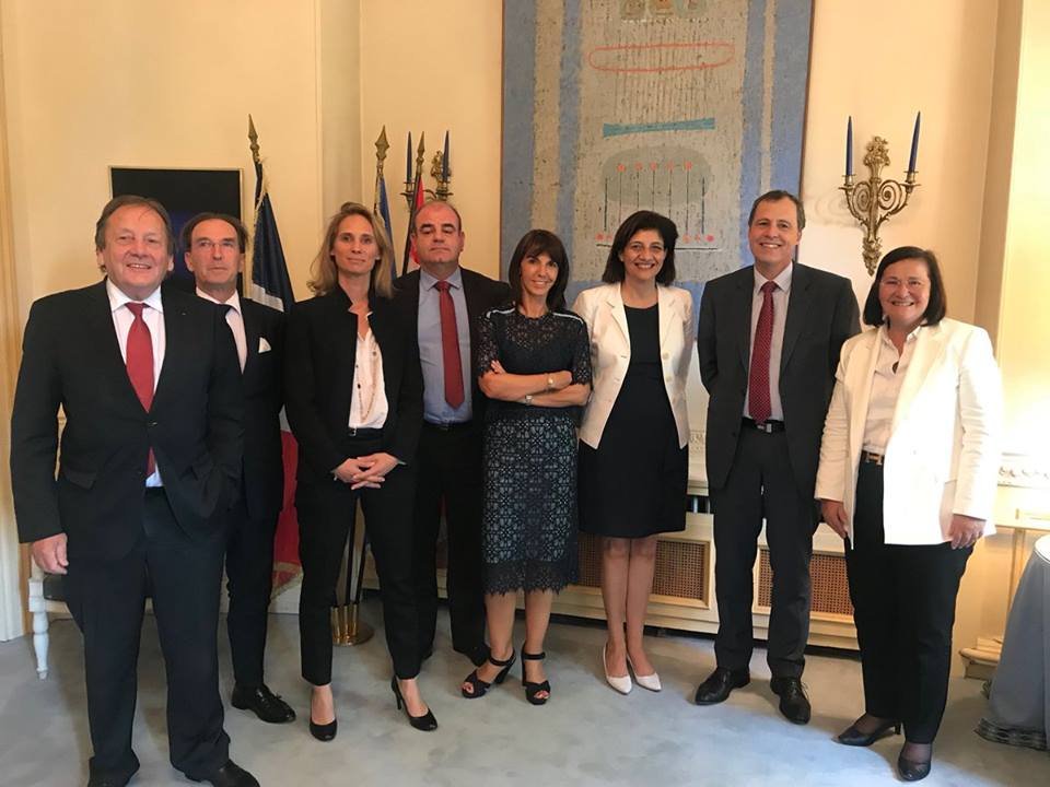 Ambassade de France 6944535cb53e48.53225637.jpg